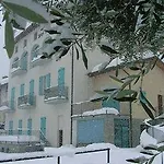 Aparthotel Celeste View 4*