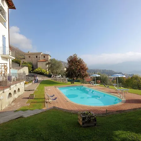 Aparthotel Celeste 2*