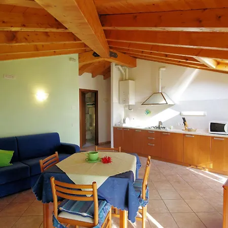 Aparthotel Celeste 2*