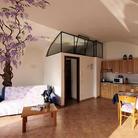 Celeste View Ξενοδοχείο με διαμερίσματα Mezzegra