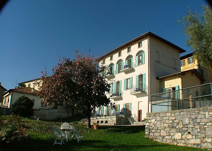 Celeste View Apartahotel Mezzegra