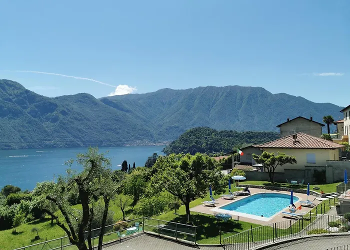 Celeste View Apartahotel Mezzegra