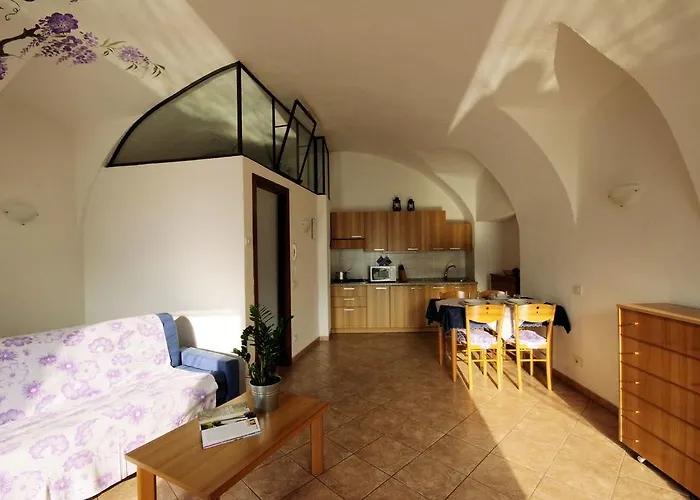 Apartahotel Celeste View Mezzegra